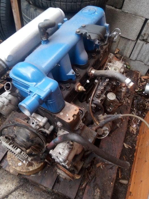 Двигатели 2 бр. Мерцедес