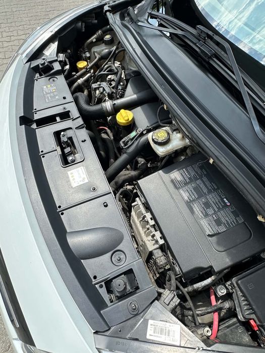 Vand Renault Scenic  motor diesel 1,5 fara adblue,pompa bosch