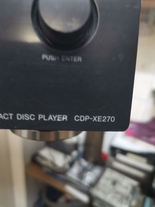 Cd player sony xe 270