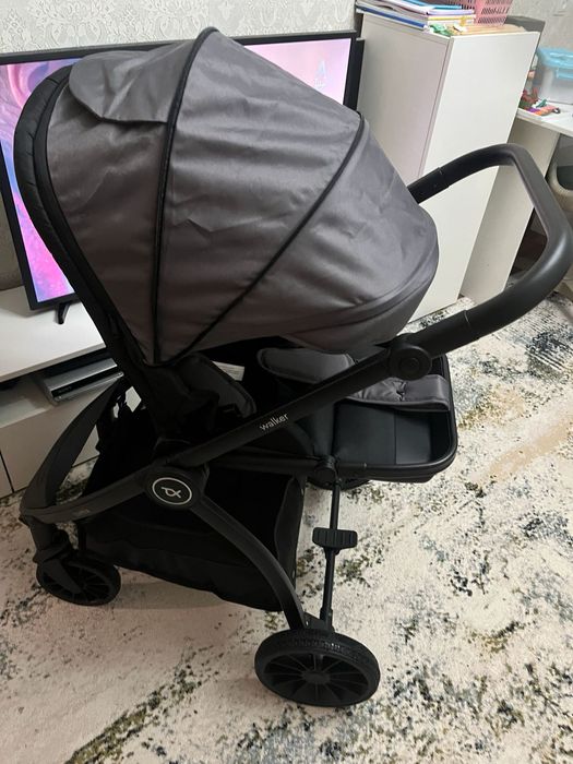 Коляска в отличном состоянии