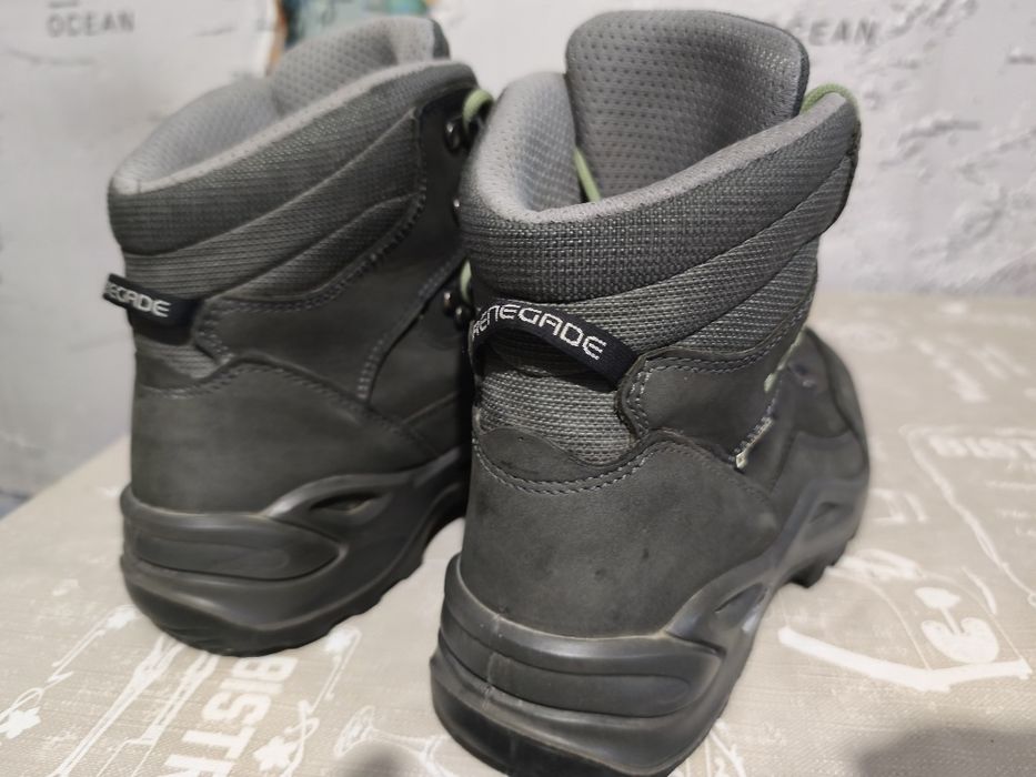 Ghete Lowa Goretex 40 (25,7cm)