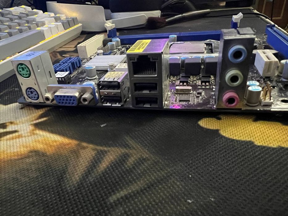 AsRock H61+Intel core i3