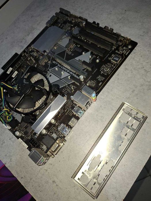 Материнская плата ASUS PRIME B360-PLUS+i5 8400