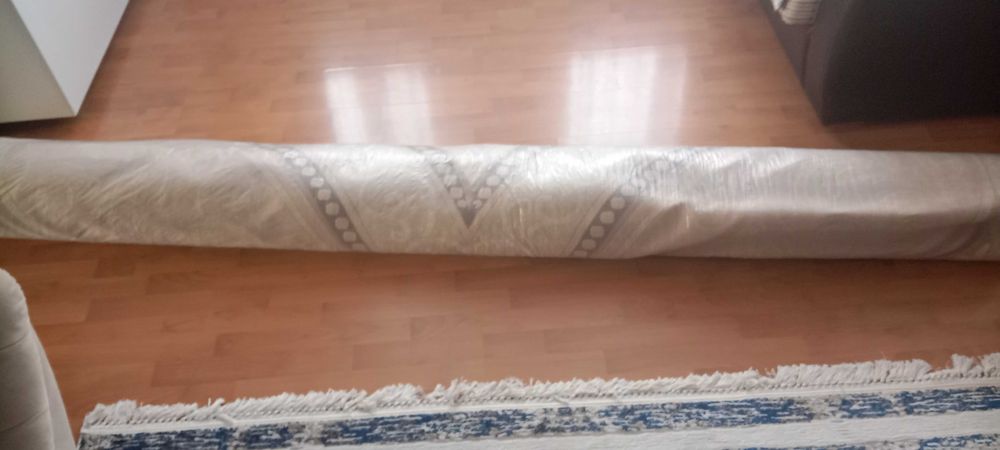 Продается  ковер