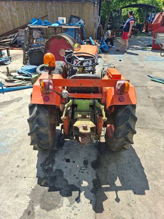 Tractor Agria 9900