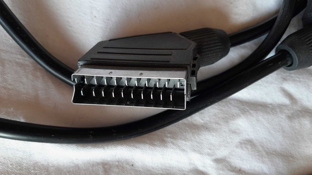 SCART кабели и букса