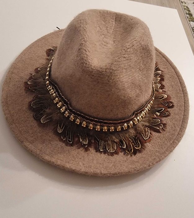 Palarie dama meli melo