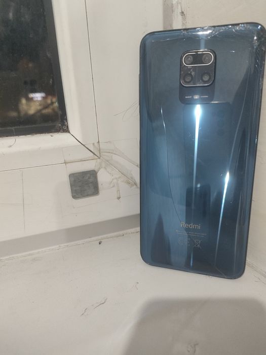 Продам смартфон редми нот 9 про