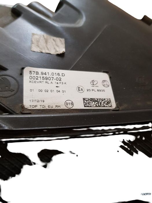 Far Dreapta Full Led Skoda Karoq