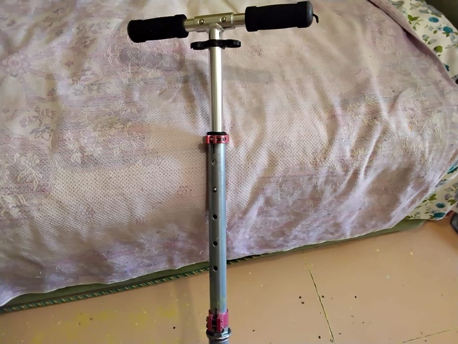 Самокат б/у (Roces)