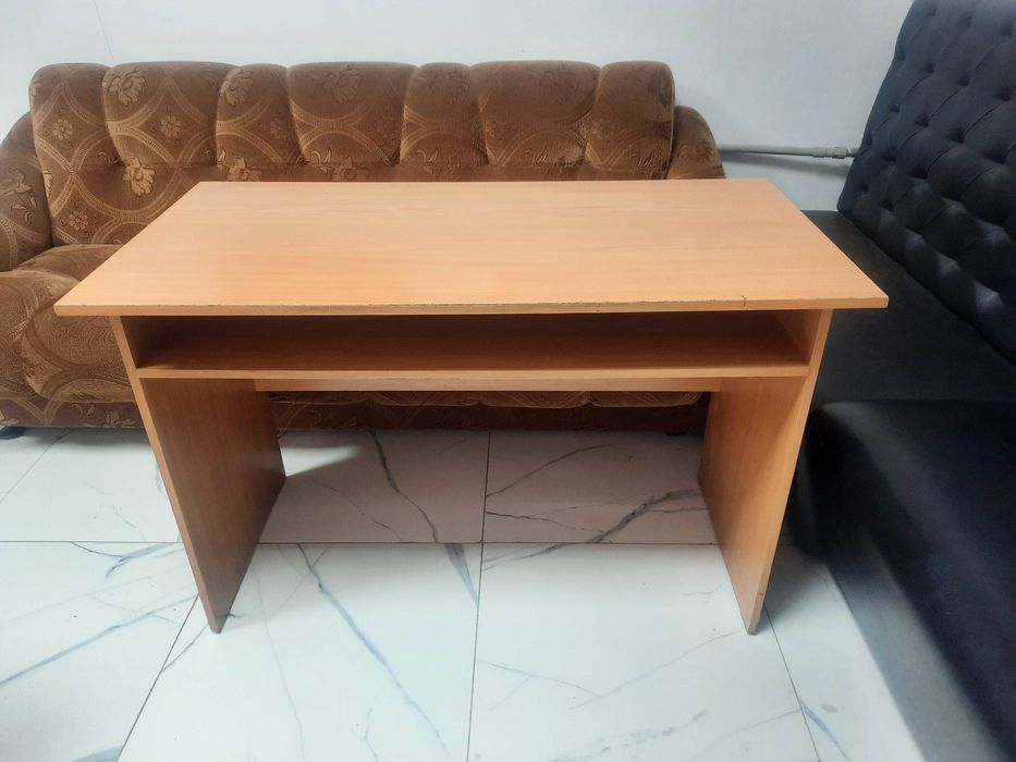 Продам офисные столы