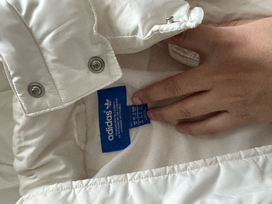 Куртка белая Адидас