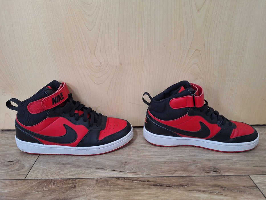 Nike Court Borough Mid 2
