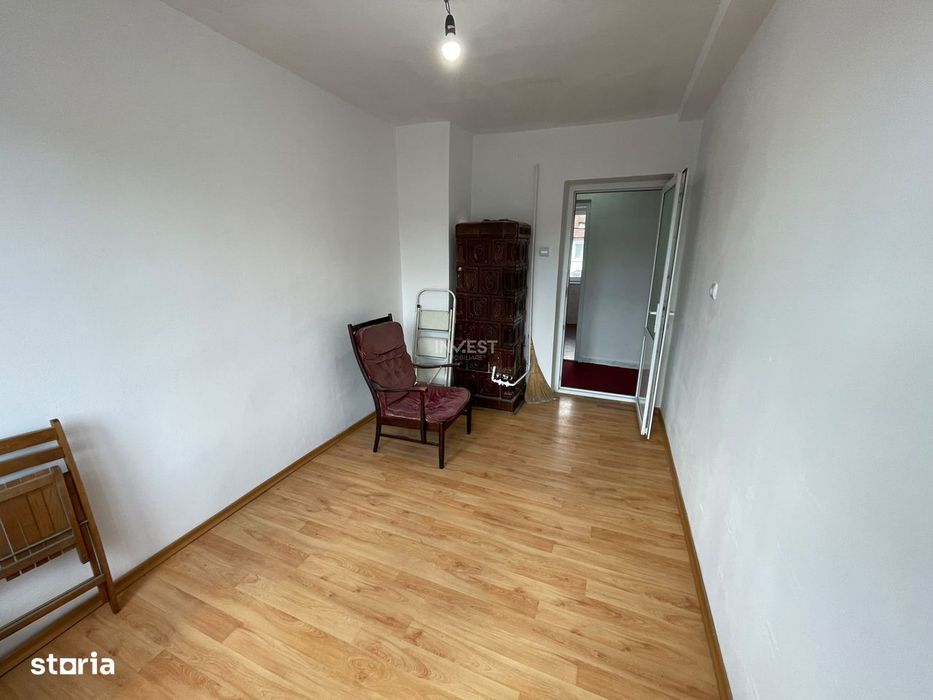 Apartament 3 camere, decomandat, zona Pacurari - Petru Poni, Iasi