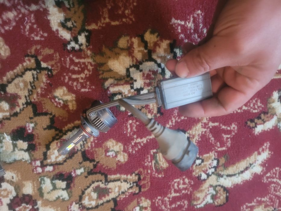 Лед фары.         .