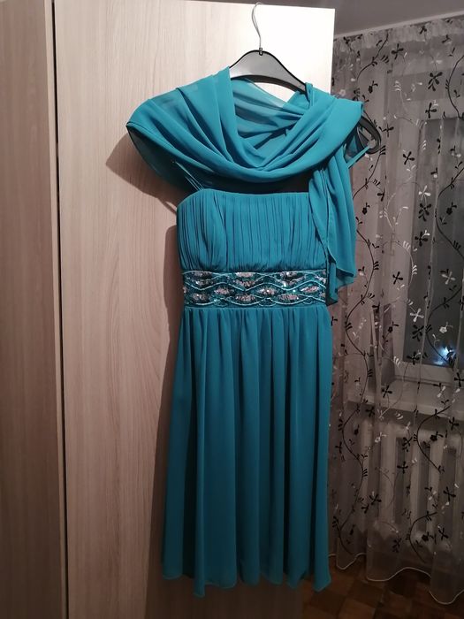 Продаю вечерние платья