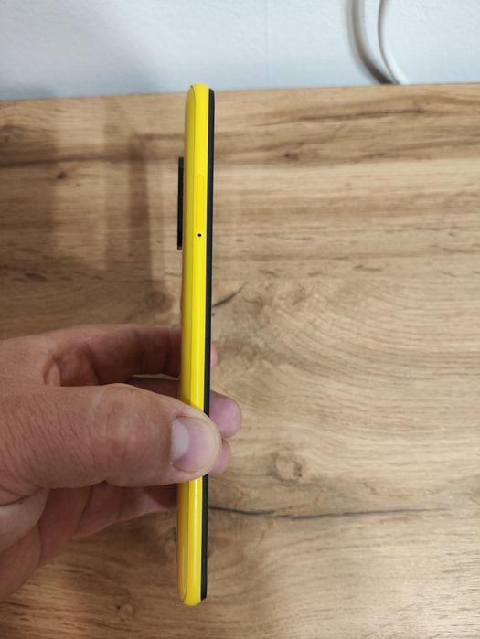 Продавам Poco M3 pro 5G