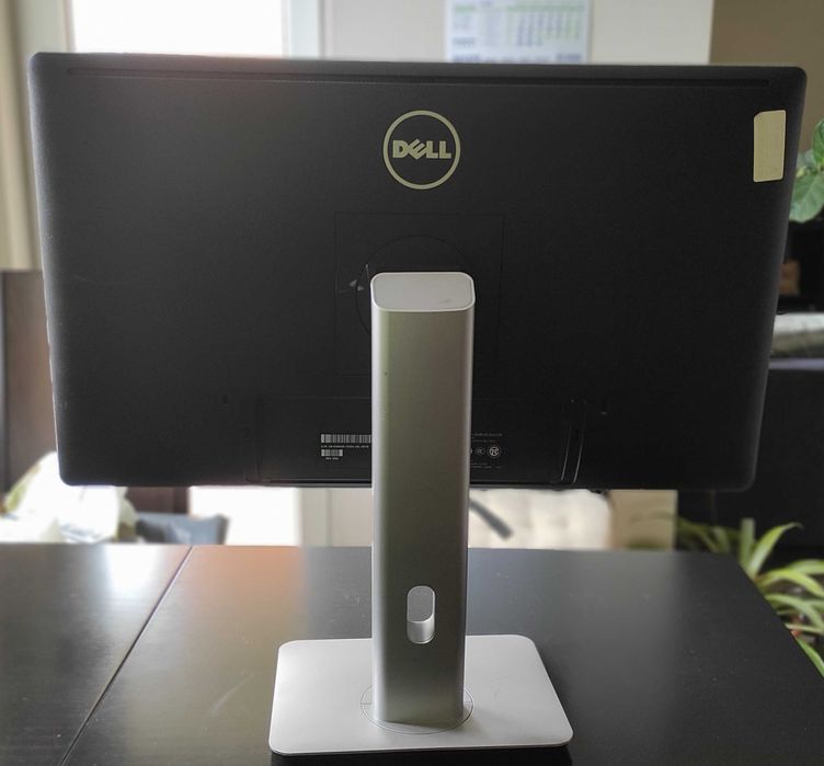 Монитор Dell P2414Hb с кабели