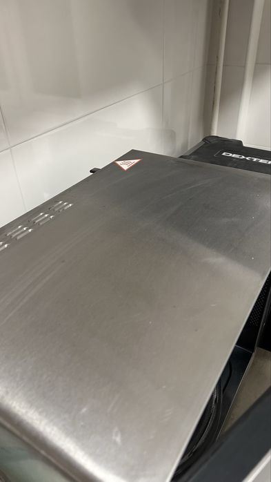 Vand urgent - Cuptor cu microunde si grill