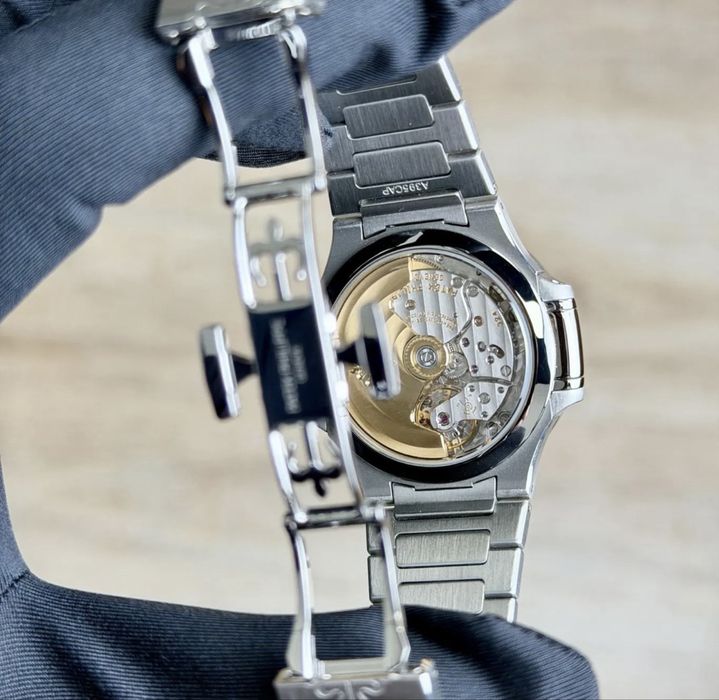 Patek Philippe — стиль Nautilus