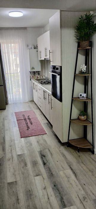 Inchiriez studio modern 37mp