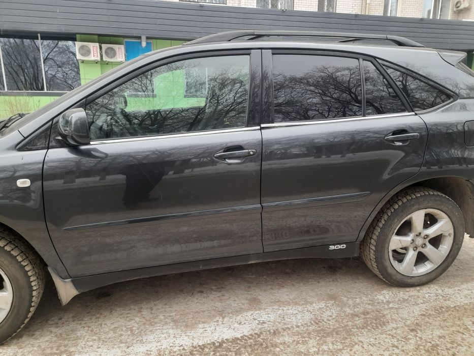 Продам лексус  rx300 г.газ-бензин