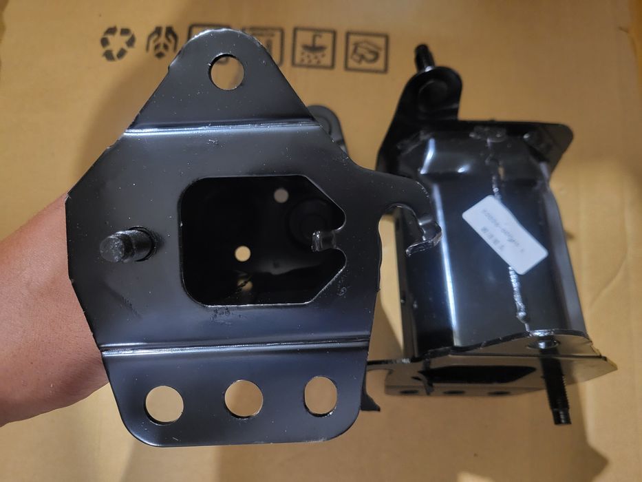 Крепление усилителя Прадо 150