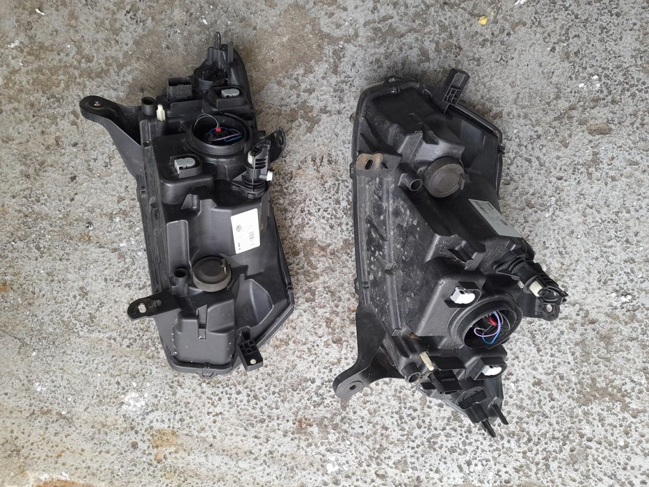 Set Far Farui Stanga Dreapta Dacia Sandero Stepway Logan