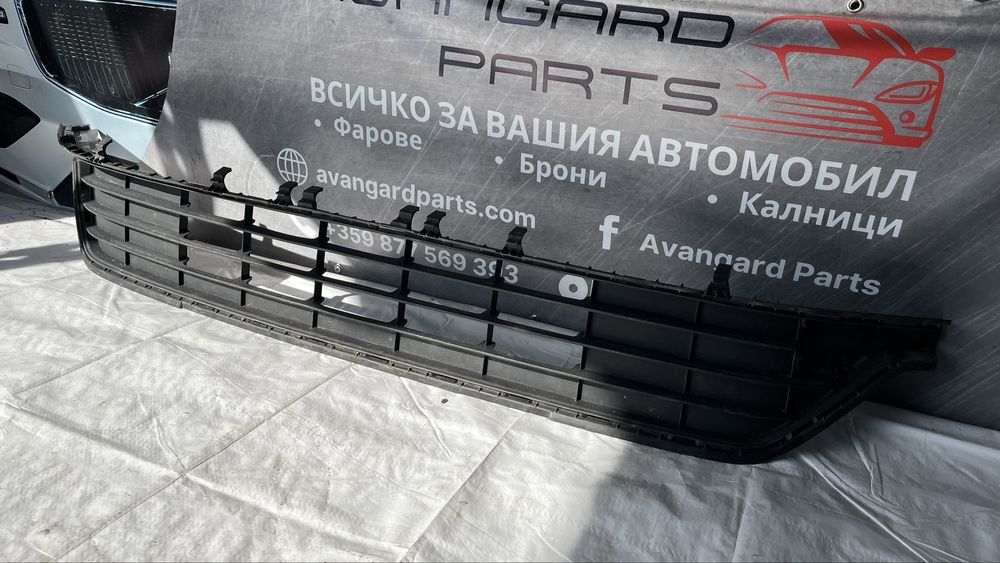 Решетка VW Golf Sportsvan 2018-