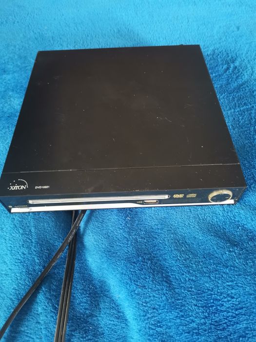 Vând dvd,boxe,sistem