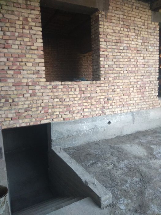 Галаосиё шаҳрида қурилиши тугалланмаган 2 этажли ҳовли тез ва арзон