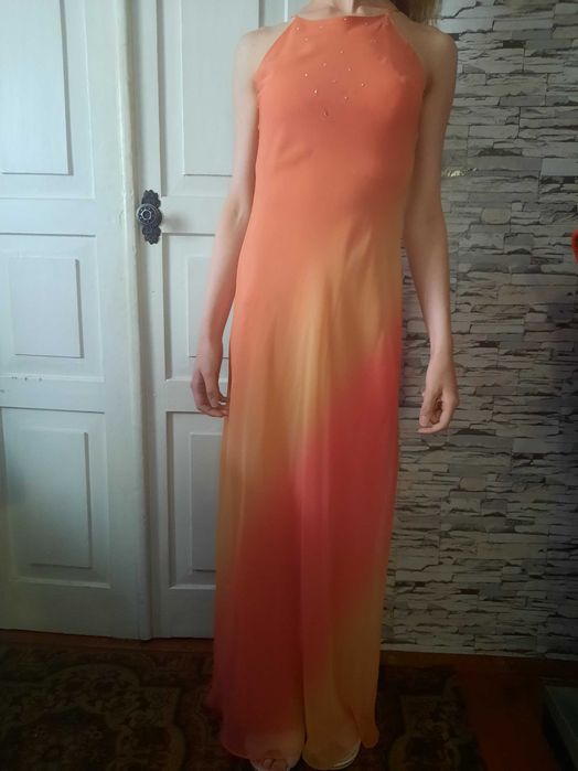 Платье вечернее оранжевое