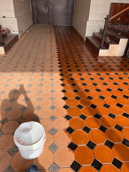 Лак для бетона поле глянцевая фактура полимерная