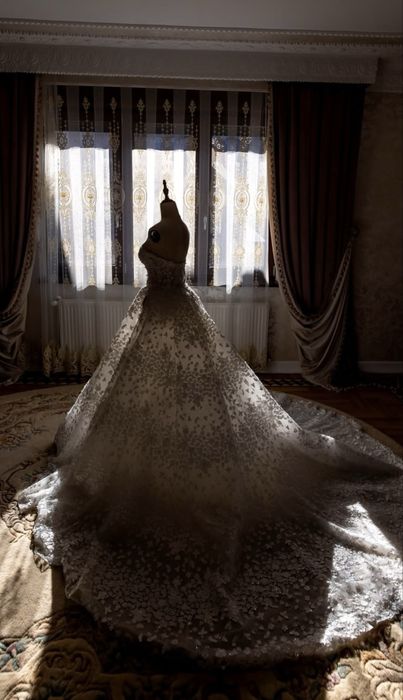 Manechine premium  rochie mireasă și costum mire