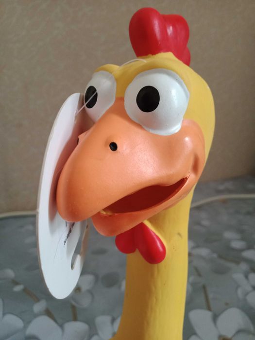 Игрушка для собак: курица пищащая