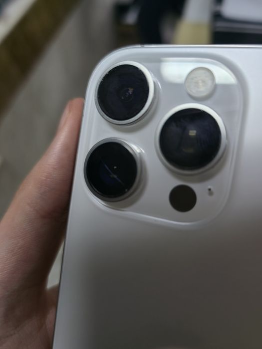 iPhone 16 Pro 128GB *White Titanium* бял