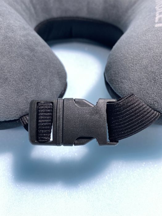 Подушка для путешествий