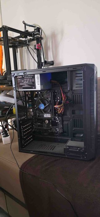 PC i5 10400 series 16GB of ddr4, 250gb nvme SSD. + monitor, keyboard and mouse. компютър, монитор, мишка и клавиатура.