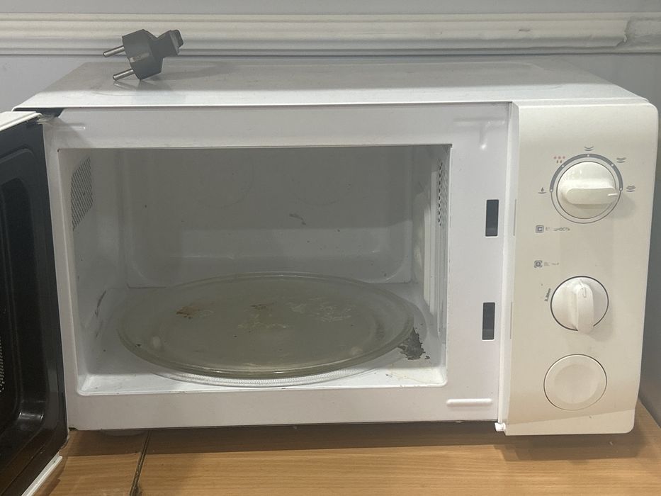Продам микроволновую печь недорого