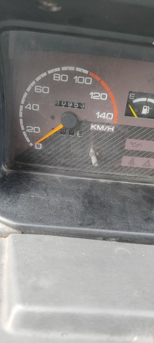 Дамас корея 2001 йил      1 кол хайдаган.    3000$