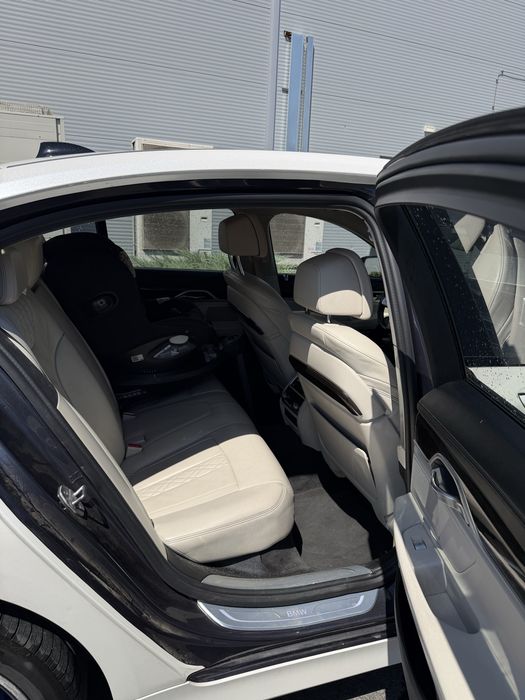 BMW Seria 7 2017 — imagine 5
