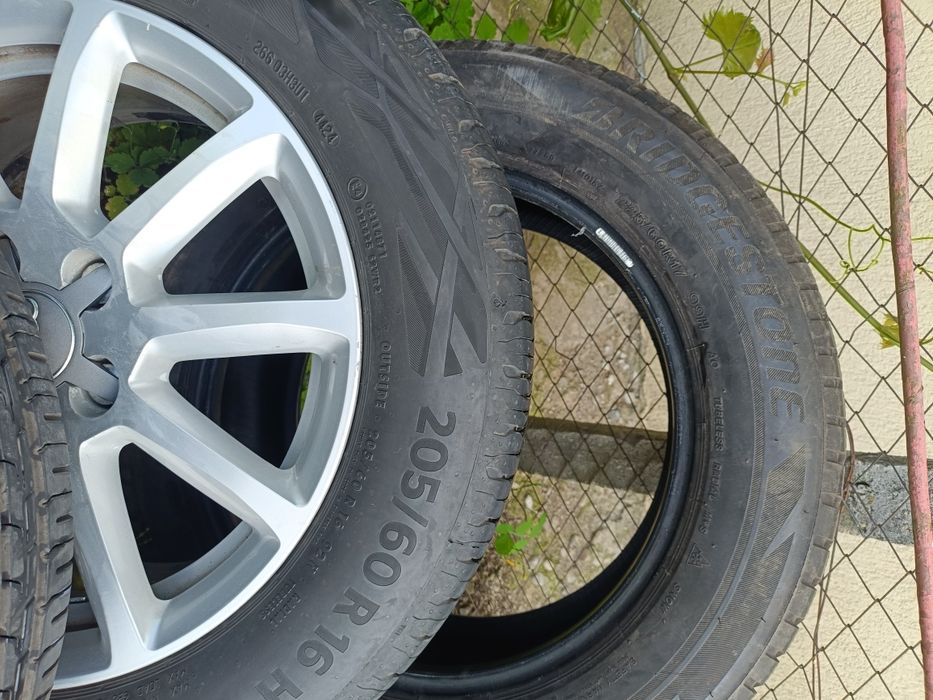De vânzare jante aliaj 16*5/112 :j ptr Audi A4,echipate cu anvelope vara 205 60 16