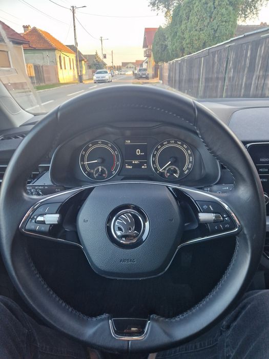 SKODA Kamiq 2020 — imagine 4