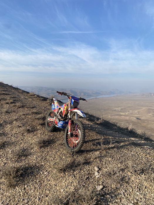 Эндуро Кросс Мотоцикл 250кубов  Горный