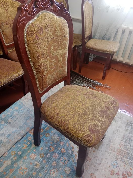 Стулья для гостинной