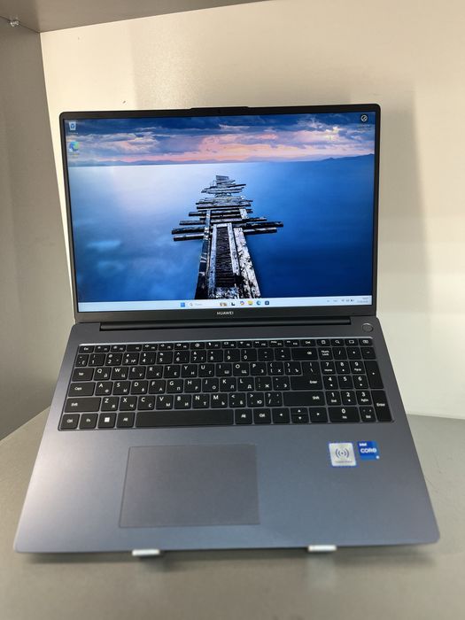 Huawei MateBook D16 i5-12450H/8/512