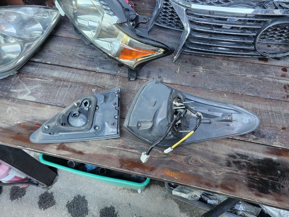 Задняя левая оптика RX350