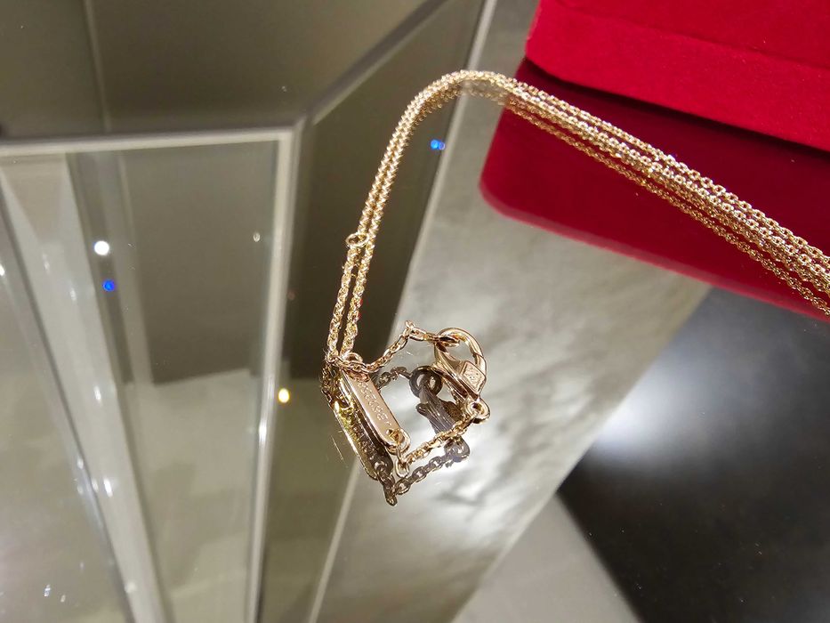 Van Cleef & Arpels VCA Rose Gold Green Malachite Alhambra Дамско Колие