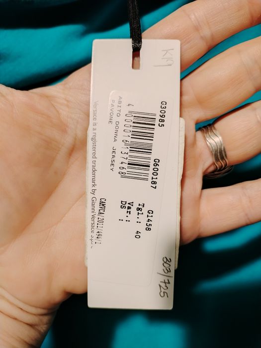 Rochie gamă de lux Gianni Versace, mărime 40 Italiana, noua