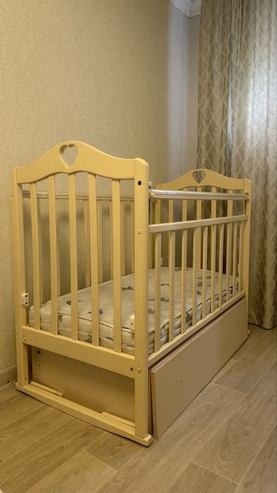 Продаю детскую кровать